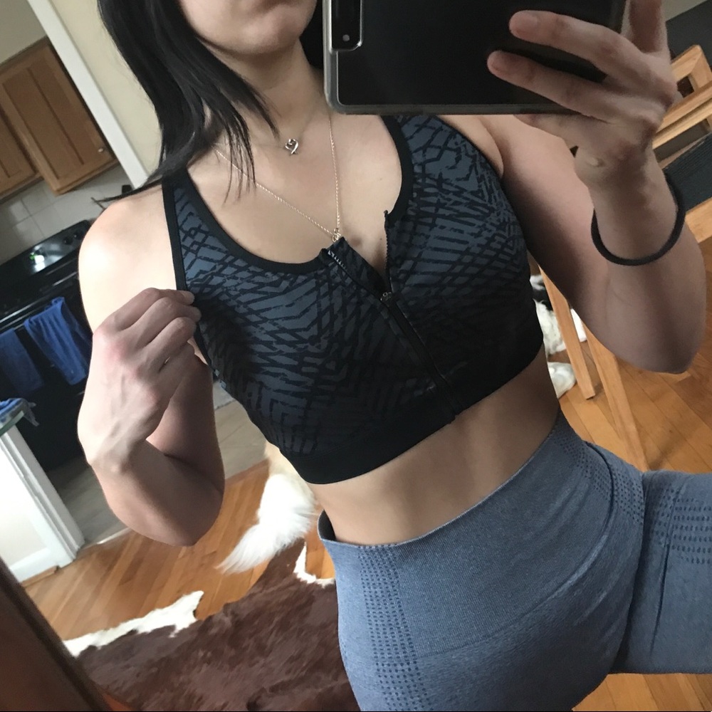 Sam Edelman zip front sports bra.